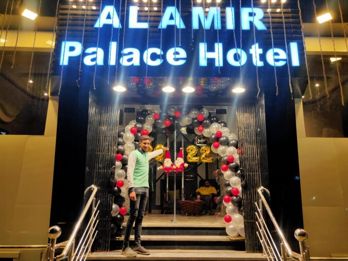Al Amir Palace Hotel ソハーグ エクステリア 写真